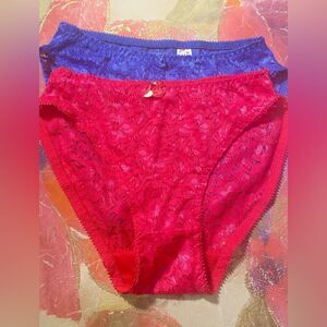 🥀Women’s lacy pack of 2 Assorted colors pa…